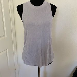 Alo Yoga size Medium but fits like a large